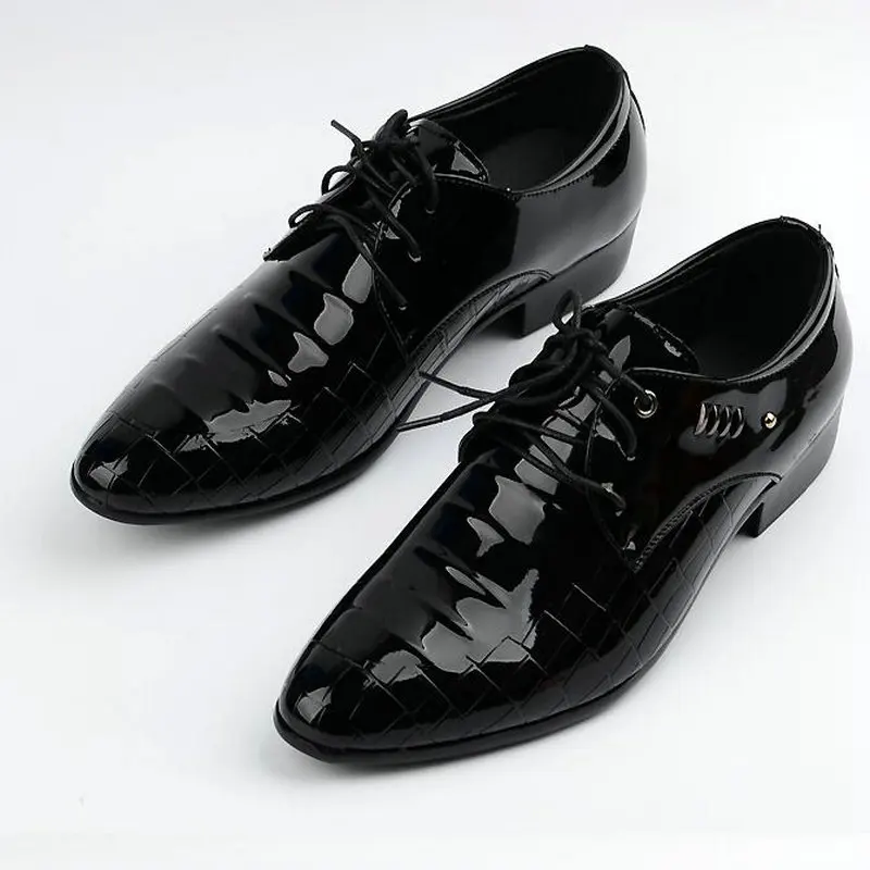 Самые дешевые рабочие модельные туфли мужские туфли из лакированной кожи Оксфордский бизнес Свадебные черные туфли на плоской подошве с острым носком и шнуровкой AB-25