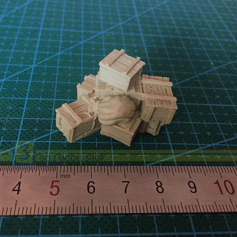 

1/35 Resin Models Soldier WW II Scenario Ammo Box And Bag B Sand Scene
