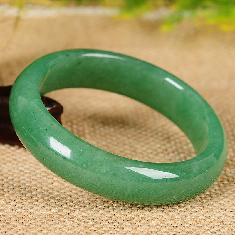 Natural dongling jade handmade Women Amulet Nephrite Jades Jewelry