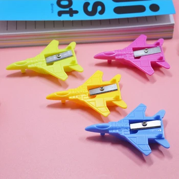 

office school creative cute aircraft plastice mini Pencil sharpeners for children students cartoon pencil sharpener 60*45mm 4pcs