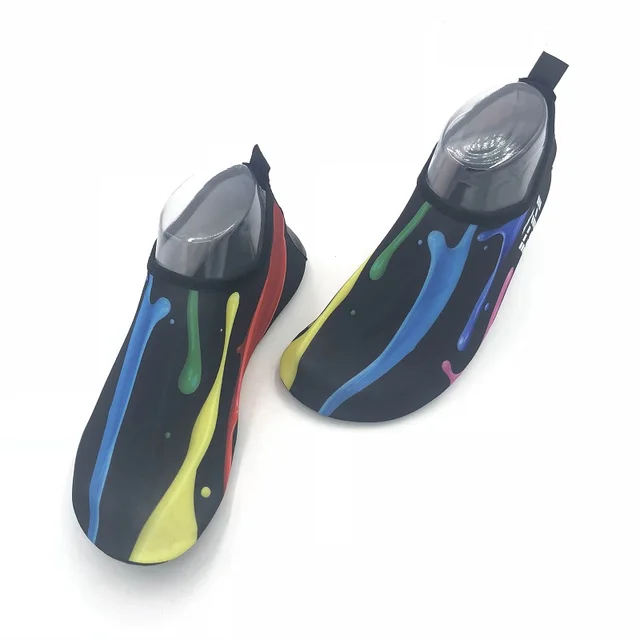 athletic water shoes