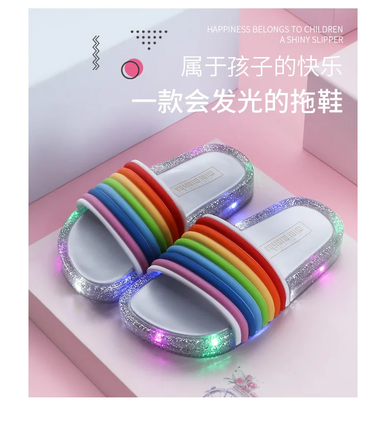 Детские тапочки с радугой; тапочки для мальчиков и девочек; Светодиодный; мигающий свет; прозрачные тапочки для маленьких принцесс; обувь с единорогом