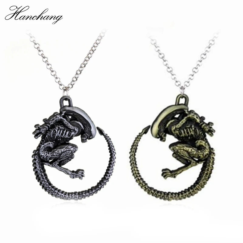 

HANCHANG Movie Jewelry Punk Warrior Alien Goth Horror Giger Pendant Aliens Predator AVP Necklace Fans Christmas Cosplay Gift