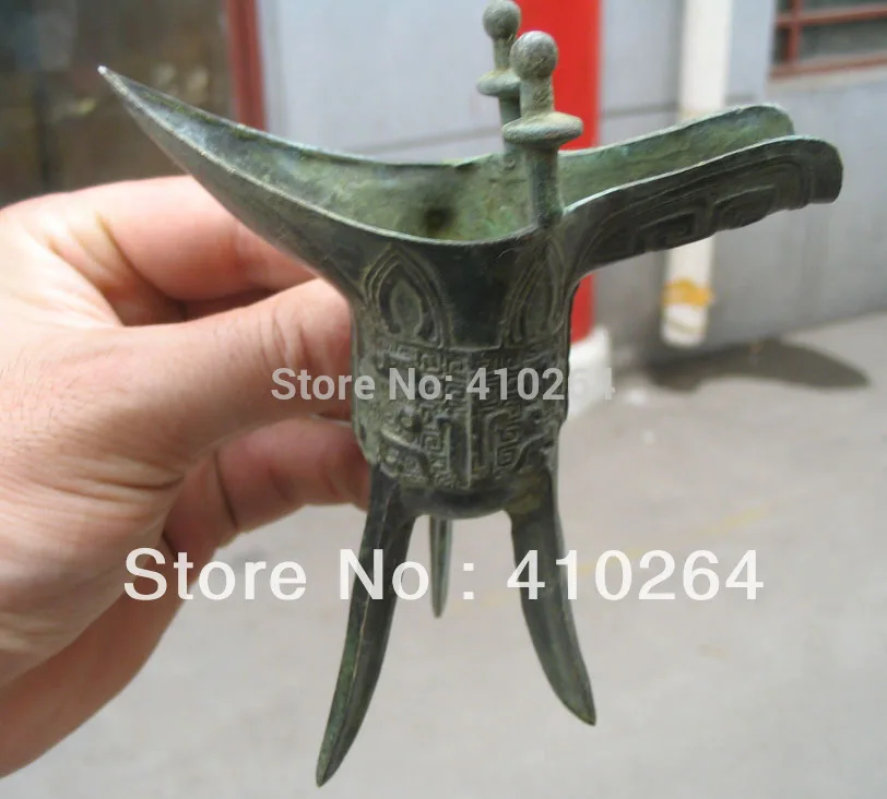 

$old craft$ Wine machine cup Chinese Classic dragon bronze Statue (A0314)