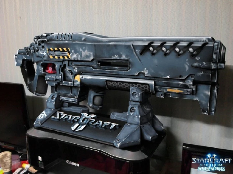 1: 1 звезда Terran пулемет 3d бумажная модель может держать Cos Marines бумажное ремесло