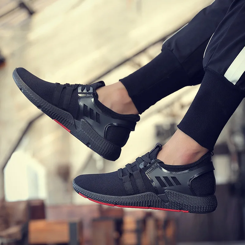 Ceny UNN buty do biegania gorąca sprzedaż czarne buty wygodne męskie buty do chodzenia mężczyźni oddychające buty sportowe na świeżym powietrzu