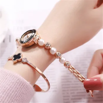 

Luxury Fashion Gold Women Quartz Watch Top Brand Small Dial Female Bracelet Watch Stainless Steel Pearl Strap Ladies Wristwatch