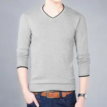 Свитер мужской Осень Зима Новое поступление тонкий теплый свитер v-образный вырез пуловер мужской топ мужской Рождественский свитер плоская вязка