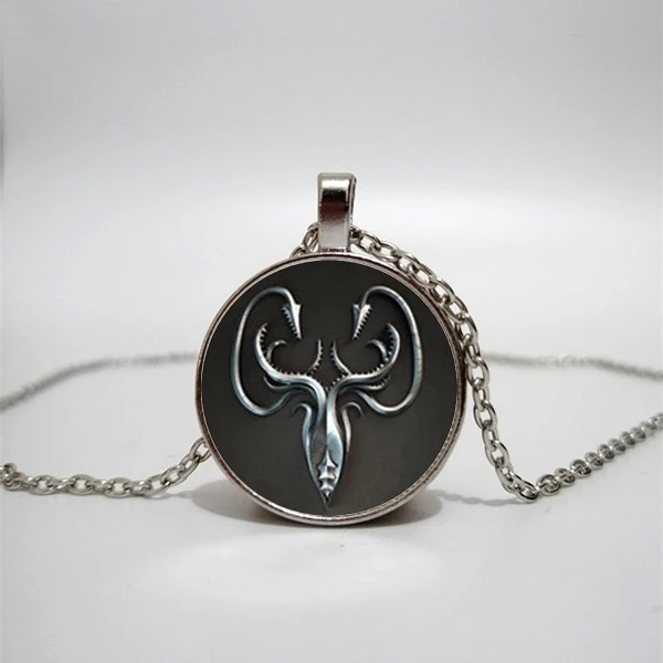 Song of Ice and Fire Stark Wolf Logo Glass Cabochon Pendant Necklace Men Targaryen Dragon Game of Thrones Series Jewelry