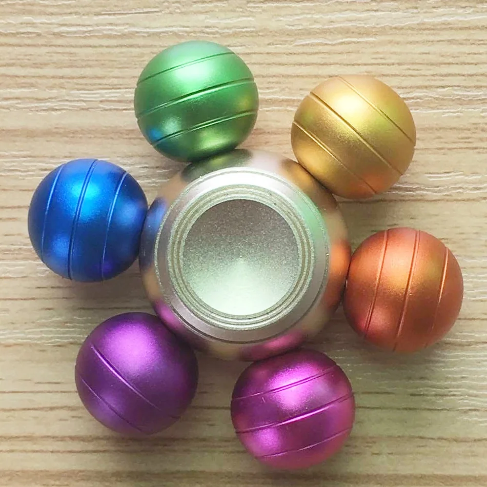 

2017 New EDC Tri-Spinner Fidget Toys Pattern Hand Spinner Metal Fidget Spinner and ADHD Adult decompression toys Action
