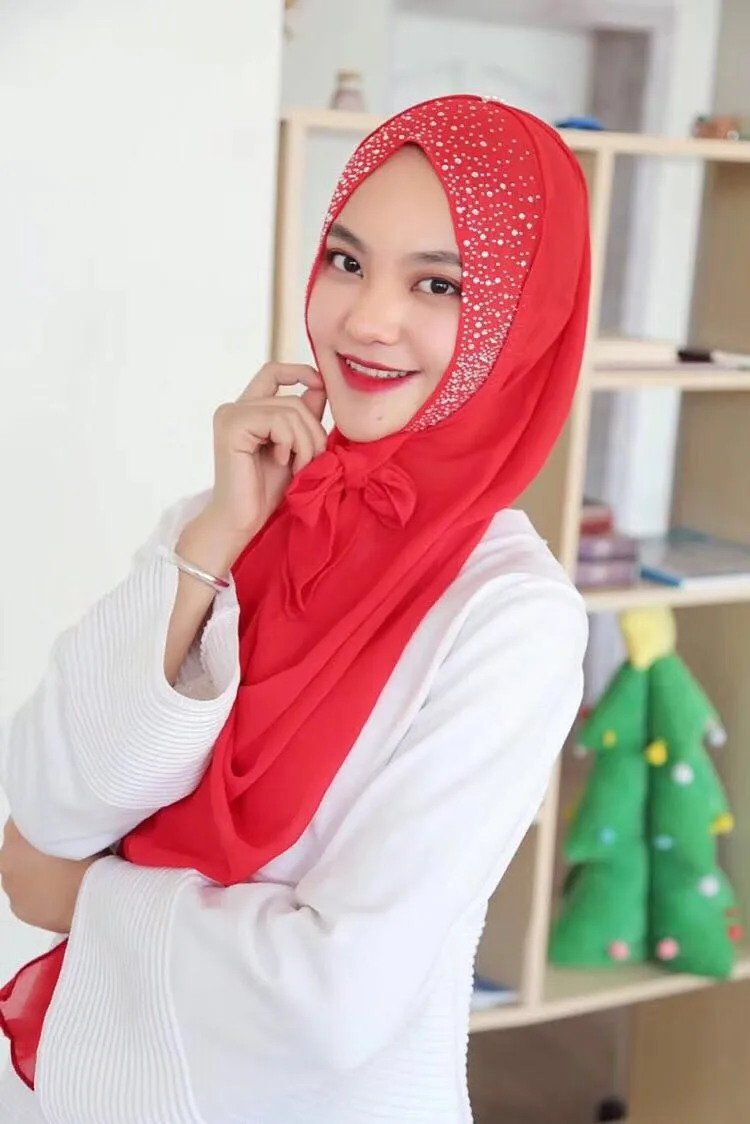Red (2)