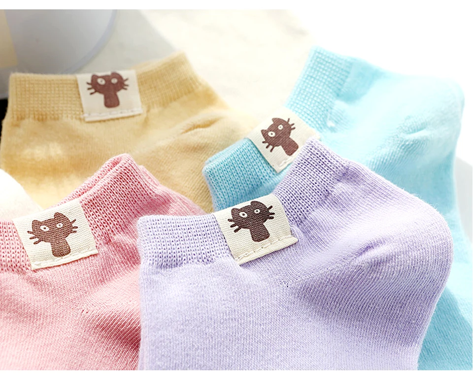 Spring And Summer New Fashion Medium Thick Japanese Wild Comfort Cat Logo Women's Sock Solid Color Shallow Mouth Invisible Socks (14)