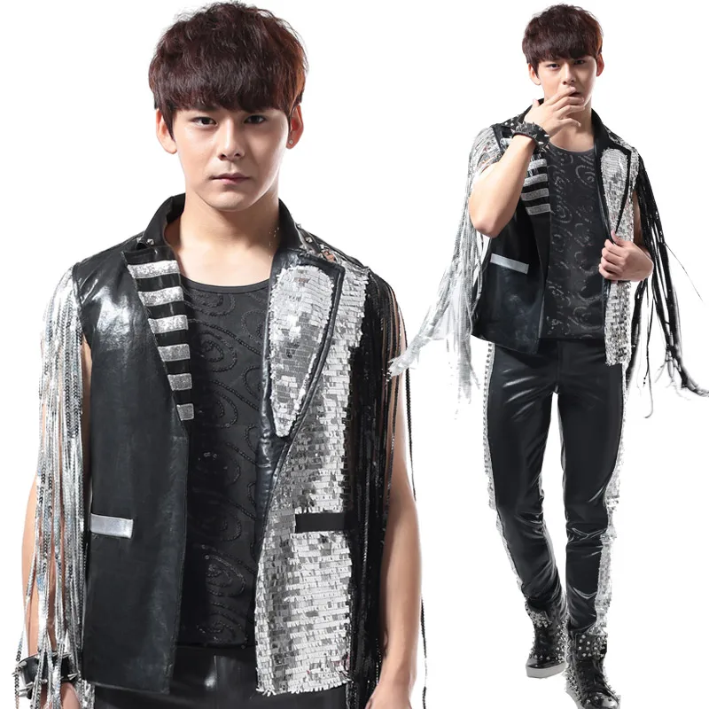 

Модная мужская кожаная куртка DJ в стиле панк с кисточками и серебряными пайетками для ночного клуба Мужская одежда для певицы для выступлений Клубная одежда для сценического шоу