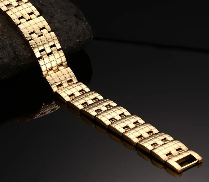 2732373617_1895060953