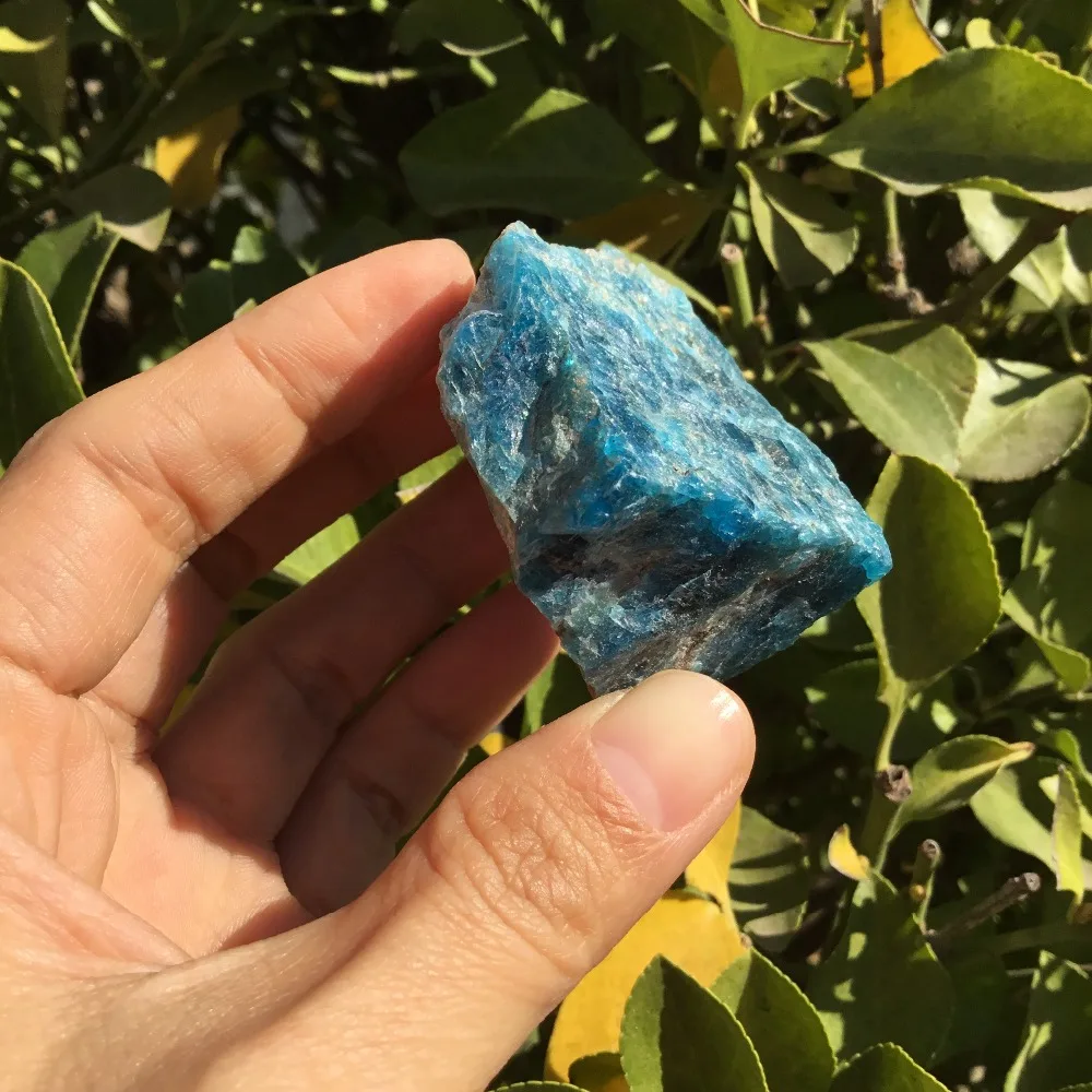 85~ 90 г натуральный сырой Голубой Апатит камень минеральный камень образец