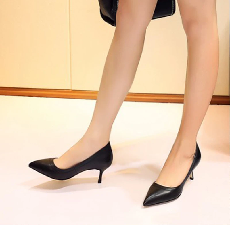 FOREADA/обувь из натуральной кожи; женская обувь на высоком каблуке с острым носком; Офисная Женская обувь; туфли-лодочки из натуральной кожи; цвет черный, белый; размеры 34-40