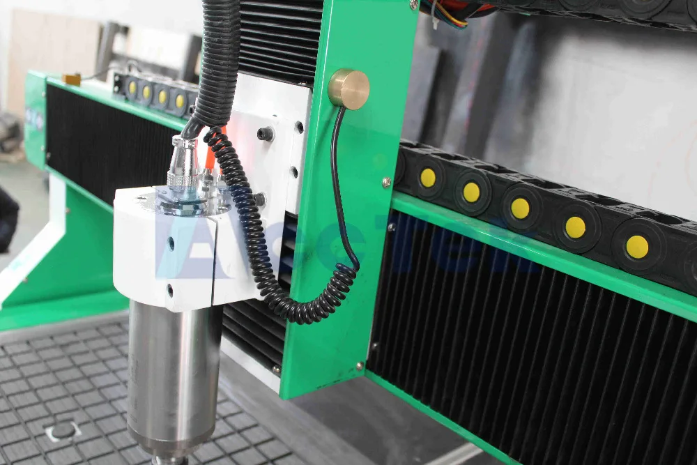 AKG1212 cnc router (1)