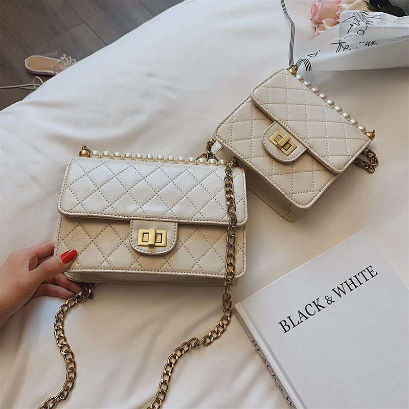 

Niche design new bag wild fashion new rhombic chain shoulder slung small square bag