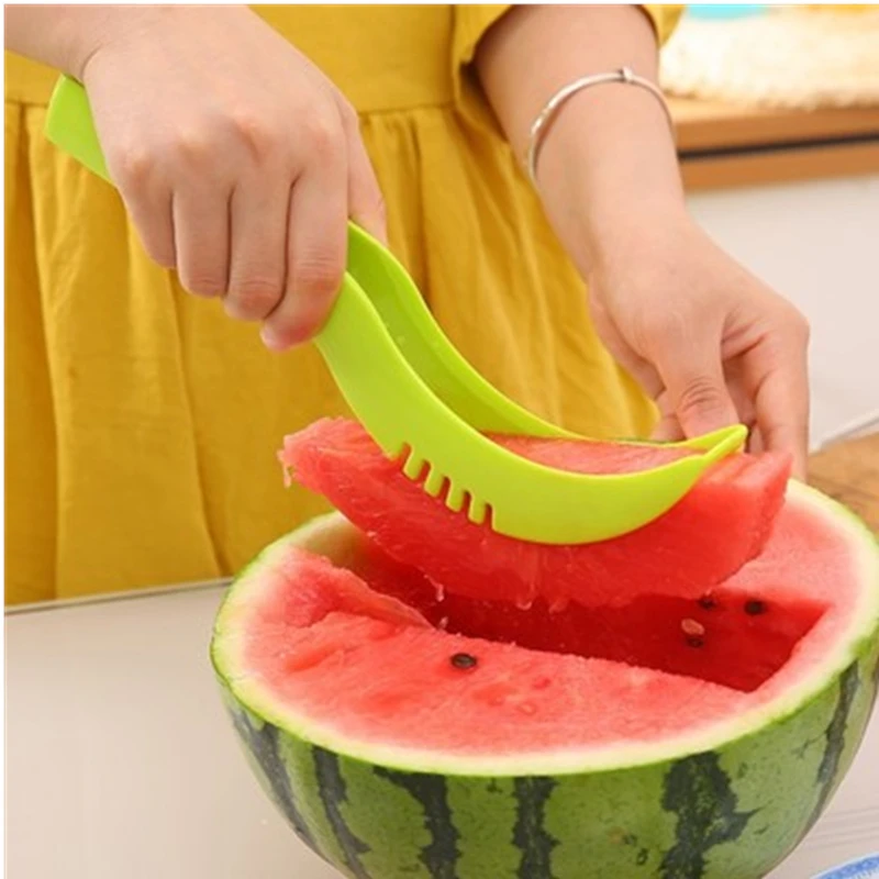 

21 * 8 * 3CM environmental ABS watermelon slice split machine party cut fruit with gadgets party decoration