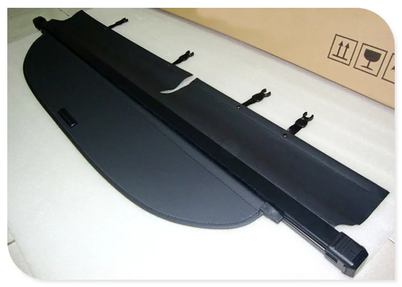 

For TOYOTA RAV4 2013 2014 2015 2016 2017 BLACK Rear Trunk Security Shield Cargo Cover