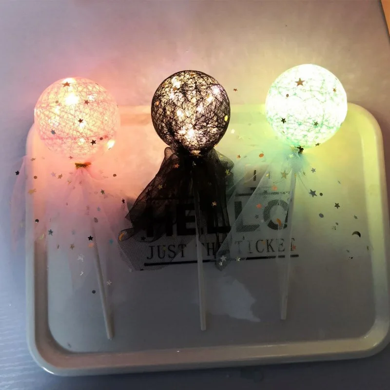

LED Lolipop Ball Shaped Battery Cake Topper Light Black Star Yarn Night Light Cake Decoration Anniversary Birthday Party Lamp