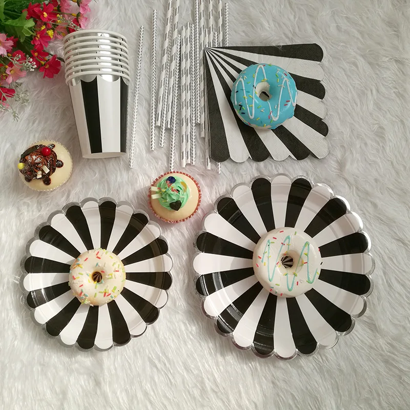 

Black Party Striped Christmas Disposable Tableware Straws Paper Plates Cups Plate Birthday Baby Shower Wedding Party Decorate
