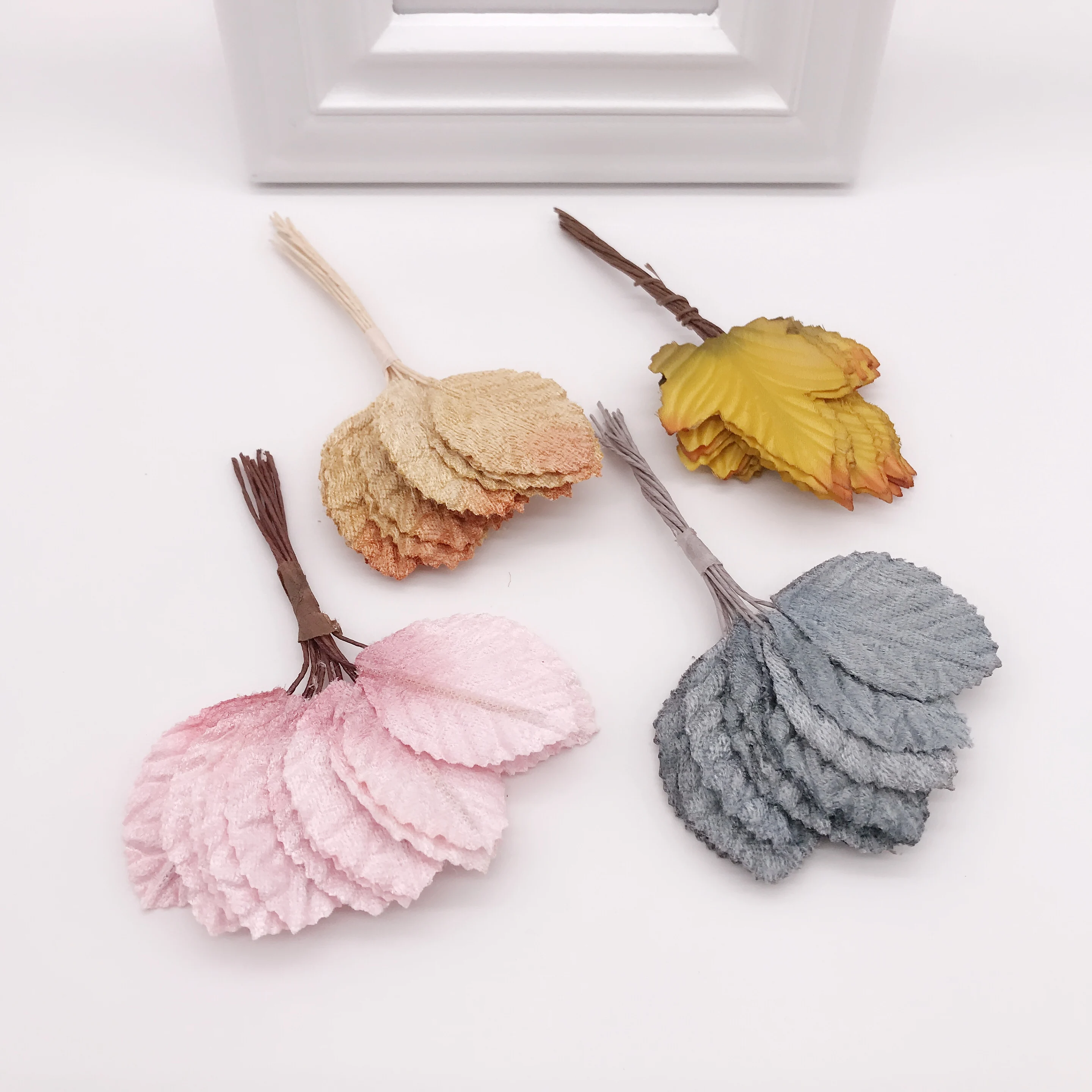 

12 pcs Silk Leaf-Shaped Green Leaves Artificial Flower For Wedding Decoration DIY Wreath Gift Scrapbooking Craft Fake Flower