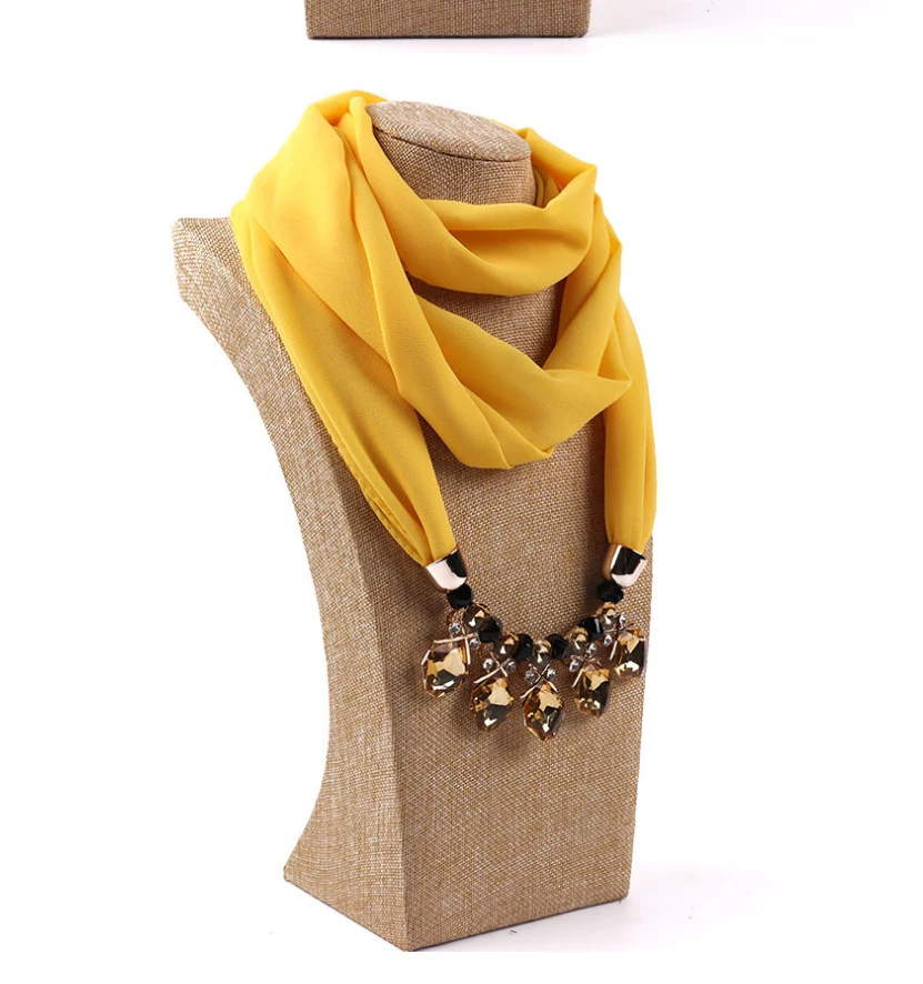 pendant-scarf_18