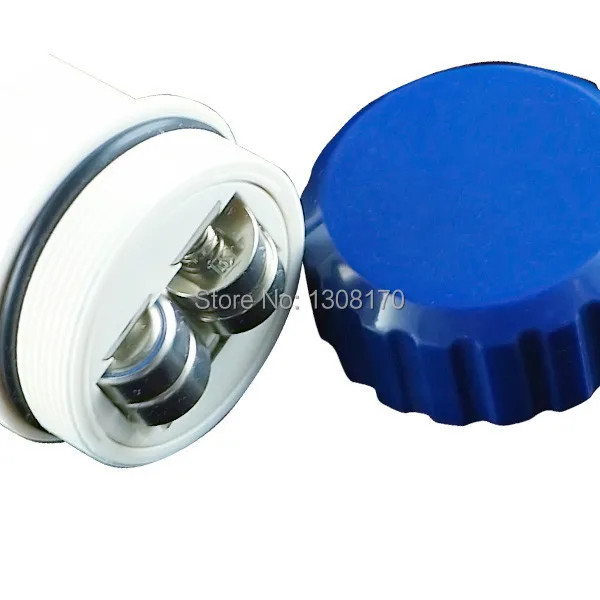 837-1_battery-compartment