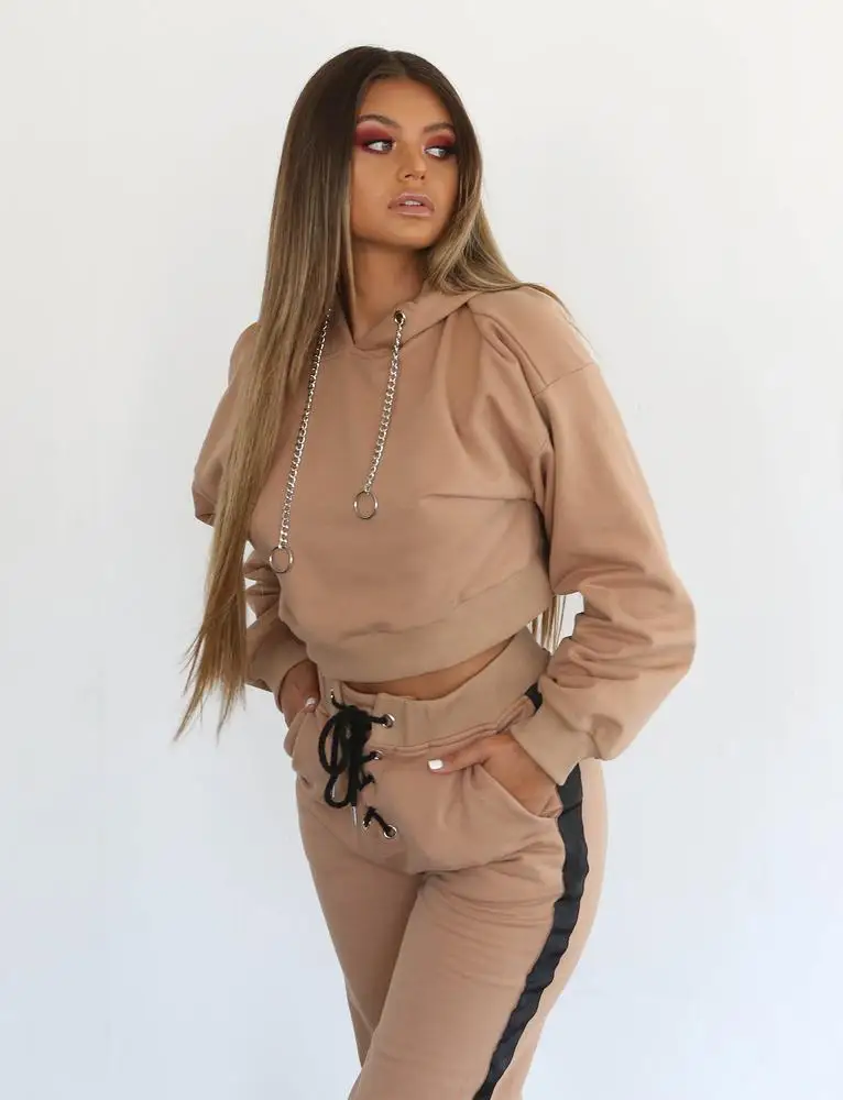 9323107674_1951042557