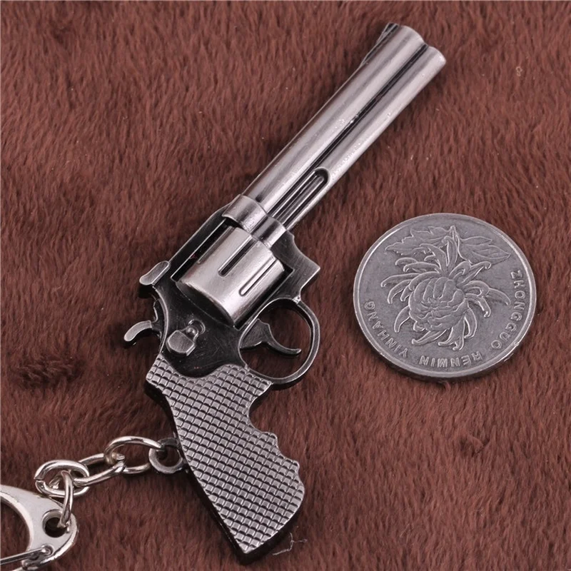 EUPNHY 4 Styles Fashion Miniature Revolver Pistol Weapon Gun Keychain Keyrings Vintage Retro Mini Gun Key Chain Gifts for Friend