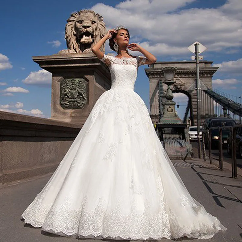 

Vestidos De Novia Ball Gown Short Sleeves Wedding Dress Casamento 2016 Lace Vintage Plus Size Princess Bridal Dresses New