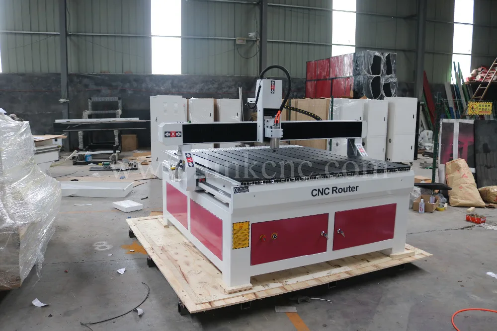 Хорошее рабочее усилие 1515 дерево funiture 3 оси cnc маршрутизатор обрабатывающая