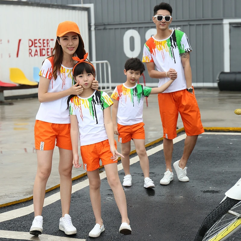 

Cotton Family Matching Outfits Summer Fashion 2Pcs Set T shirt +Short Pants Father Son Mother Daughter Clothes Couple Clothing