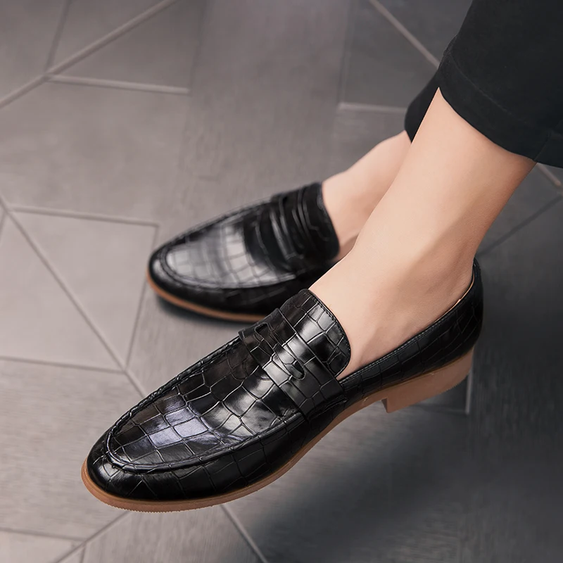 

Spring summer Men Loafers shoes Fashion Men Leather Casual Shoes outdoor Male Flats Soft Moccasin Driving Shoes size 38-47 L5