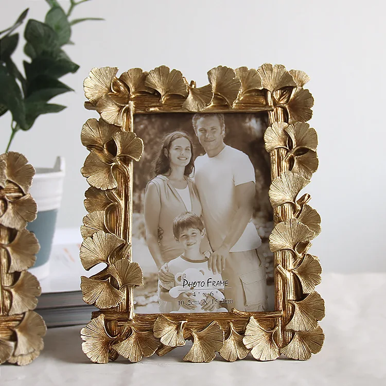 

Nordic Murals Photo Frame Golden Square Pendulum Ornaments Creative Home Furnishing Frame Resin Picture Frame Home Decoration