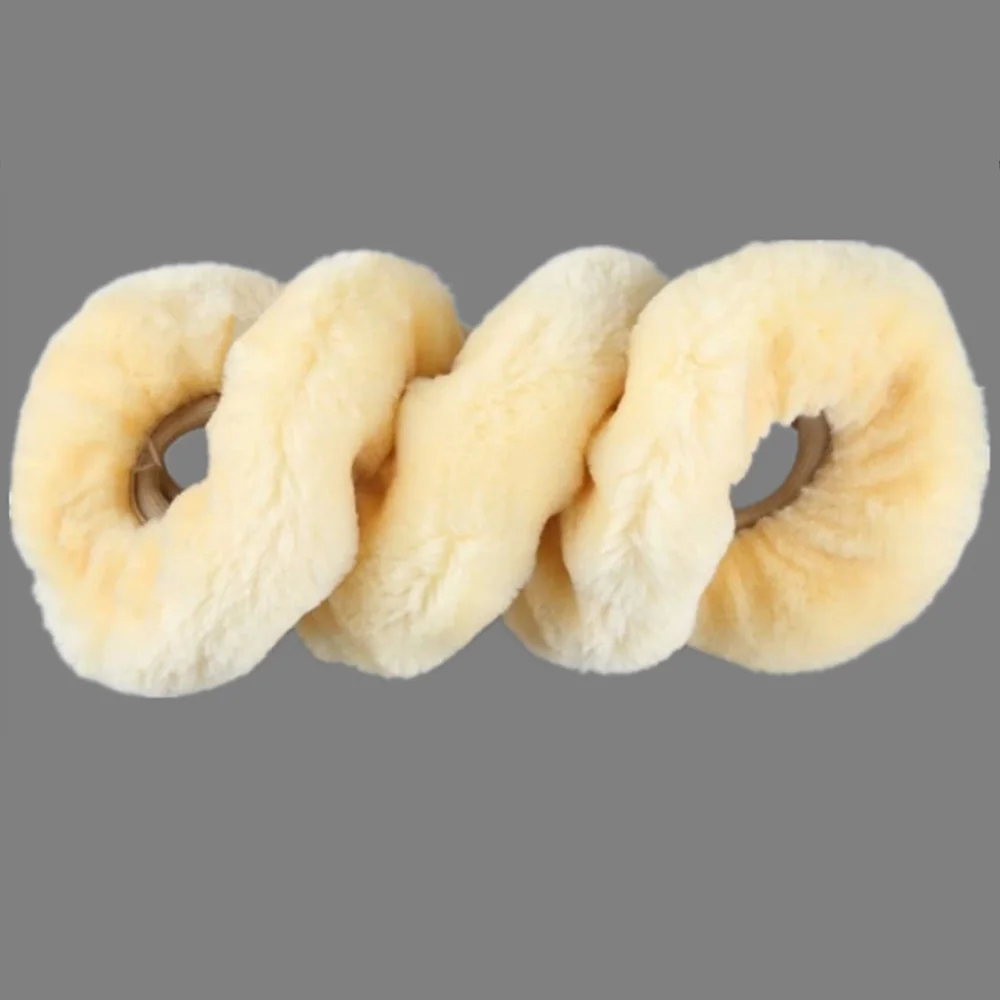 3 (16)