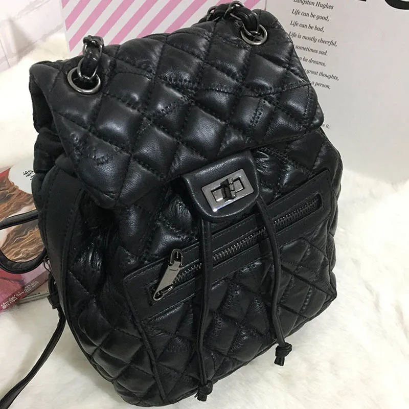 

Women Backpack Diamond Lattice Geometry Quilted School Bag Backpacks For Teenage Girl Luminous School Bags Holographic Mochila