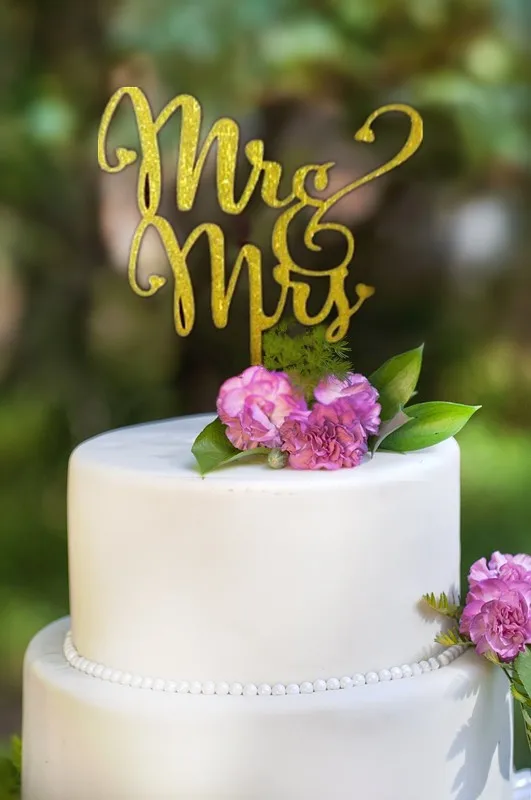 Mr and Mrs Wedding Cake topper Acrylic Glitter cake Decoration.759