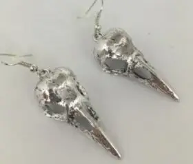 Серьги-гвоздики Regalrock в богемном стиле с длинным клювом и черепом колибри