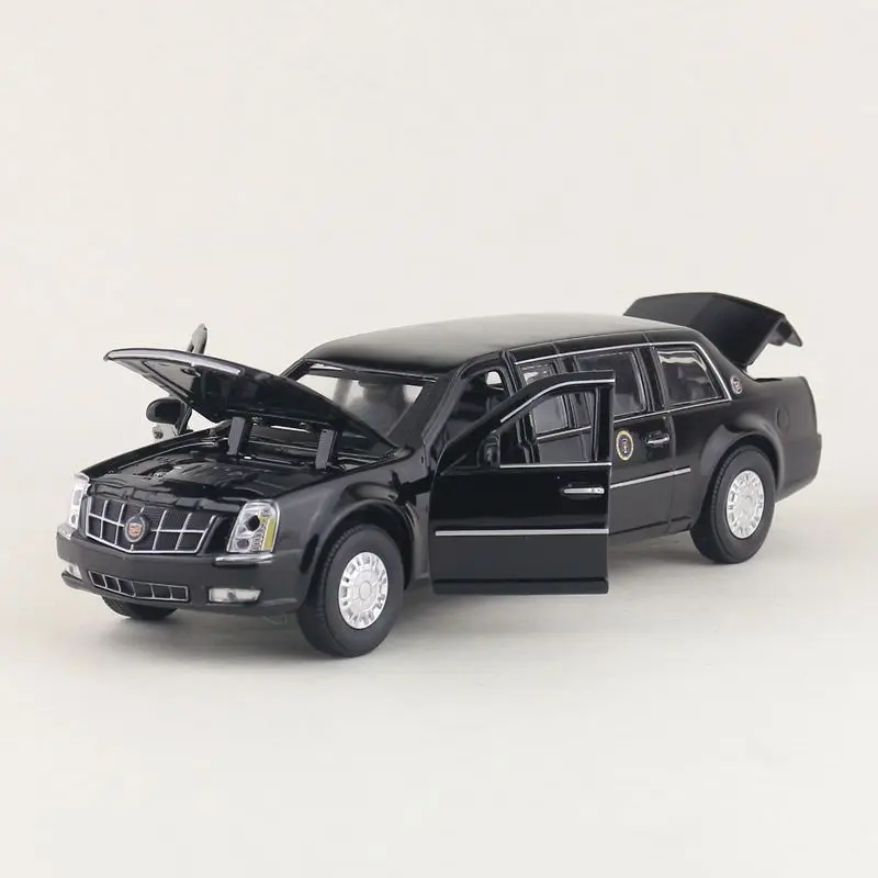 

Diecast Toy Model/1:32 Scale/Cadillac DTS President Super Car/Pull Back/Sound & Light/Educational Collection/Gift For Children