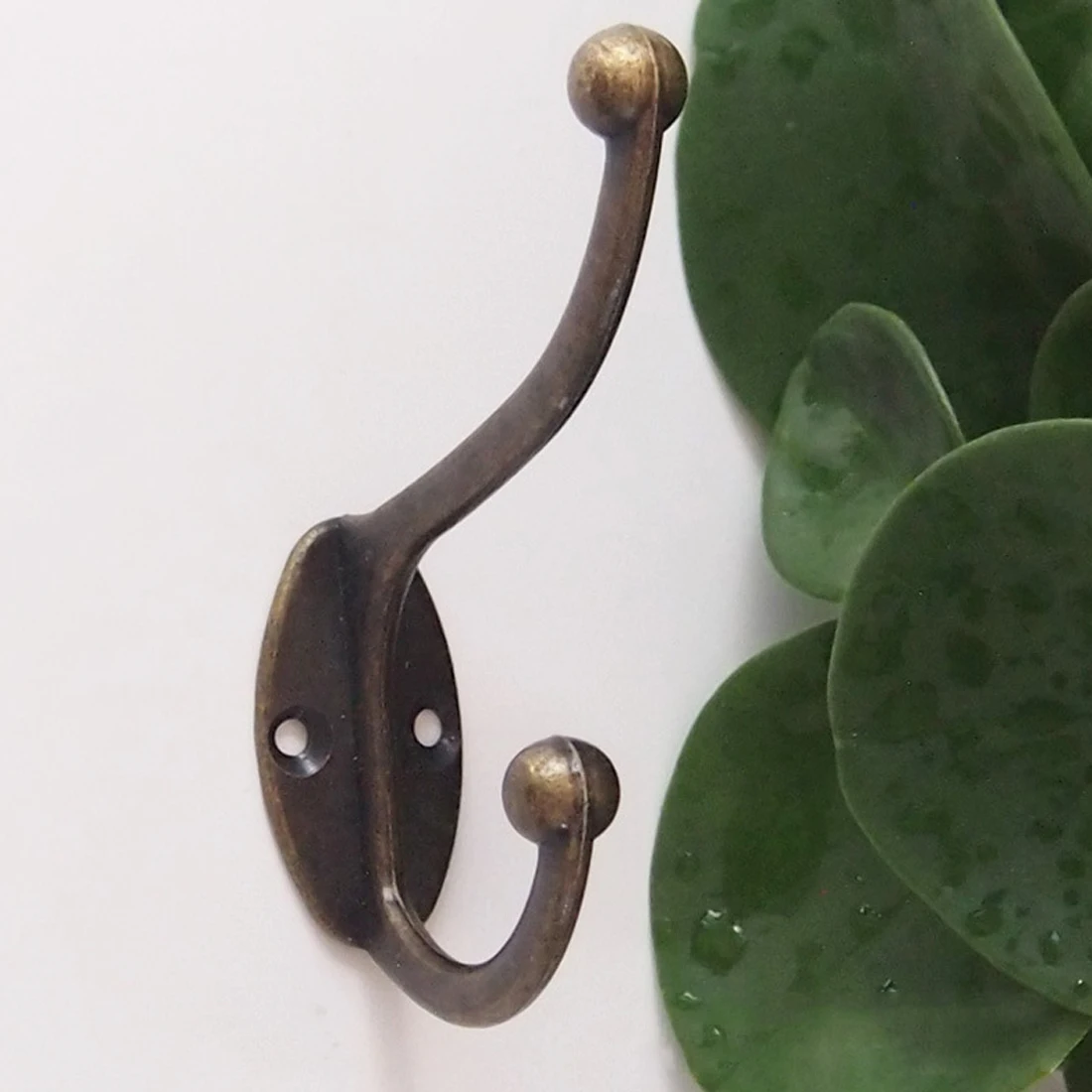 Best 5PCS Cloth Hook Hangers Vintage Bronze Wall Hook Rustic Key Coat