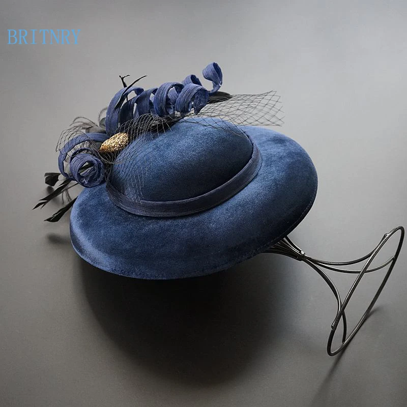 BRITNRY винтажная Свадебная шляпа ручной работы Цветы с перьями Свадебные шапки для женщин Элегантные Синие дешевые аксессуары для волос