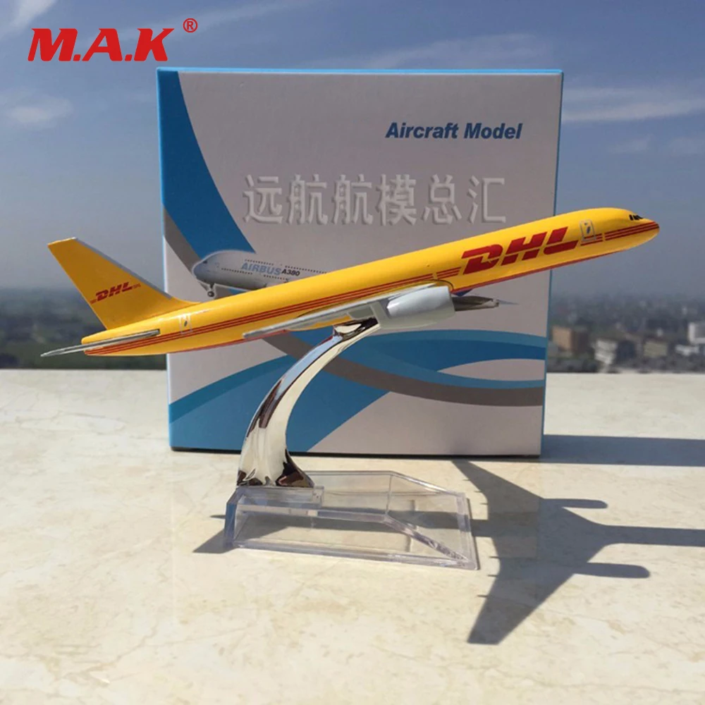 

Kid Airplane Model Toys 1:400 Scale Boeing 757-200 B757 DHL Express Delivery Airplane Model for Fans Children Gifts toys