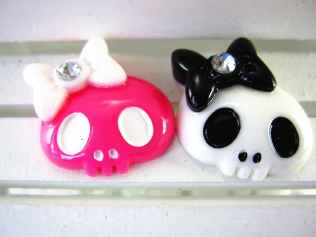 30pcs/lot DIY resin cabochons accessories flat back Halloween skull with bow mix colors | Дом и сад