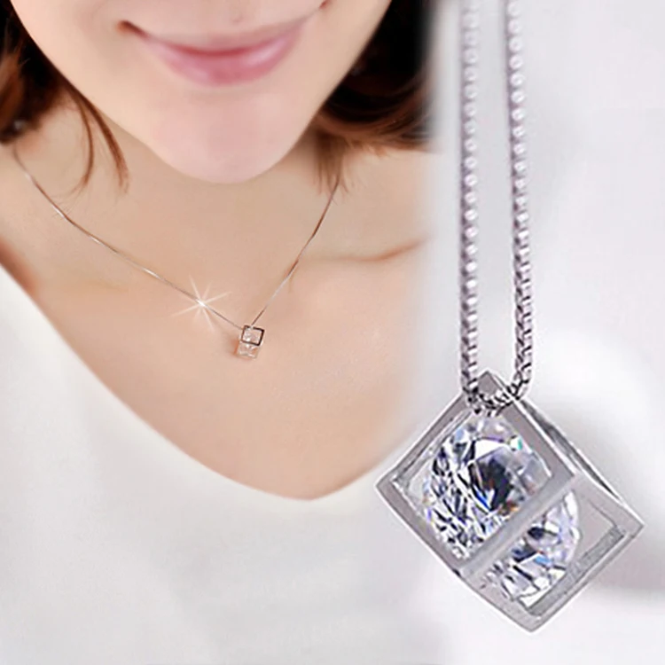 New Womens Elegant Charm Jewelry Silver Rhinestone Love Pendant