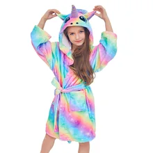 Милые банные халаты с радугой для девочек; сезон осень-зима; пижамы с капюшоном и рисунком единорога для мальчиков; теплая одежда для сна для детей