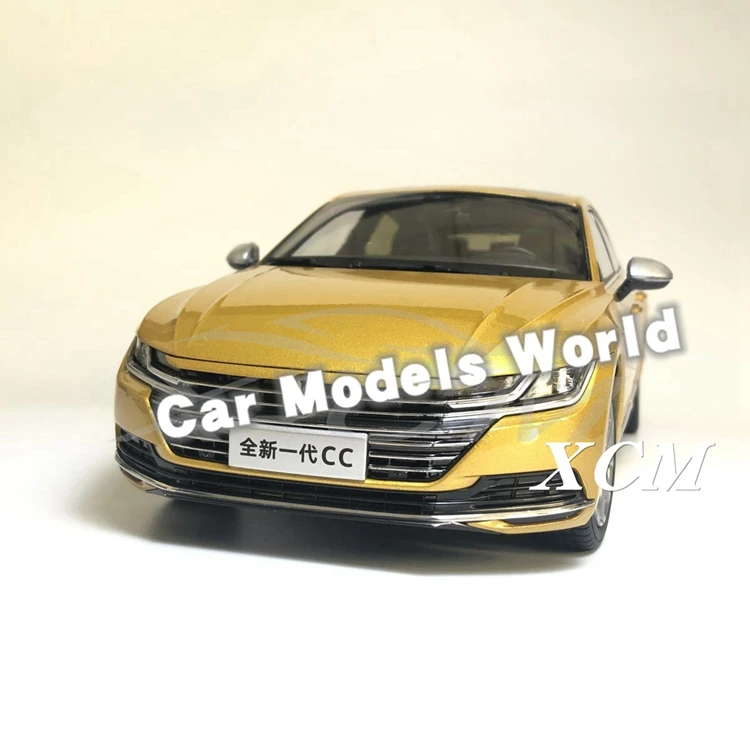 Литая под давлением модель автомобиля для Arteon следующего поколения CC 1:18(золото/желтый)+ маленький подарок