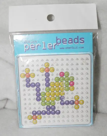 S225aa0019 Бесплатная доставка/5 шт./лот 1 шт. квадратные Pegboards + 225 шт Perler / 5 мм Beads Project/ Hama