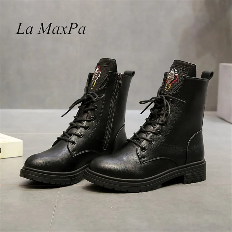 

Autumn And Winter Platform Ankle Boots Women Lace Up Thick Heel Martin Boot Ladies Buckle Heels Shoes Size 35-40 Casual Ladies